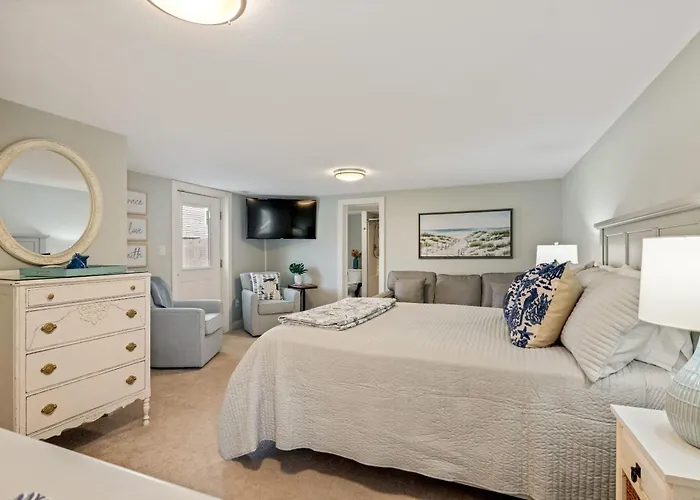 Sojourn Family Home With Country Club Access 5 Bedrooms Sleeps 12