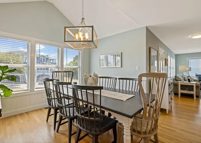 Sojourn Family Home With Country Club Access 5 Bedrooms Sleeps 12