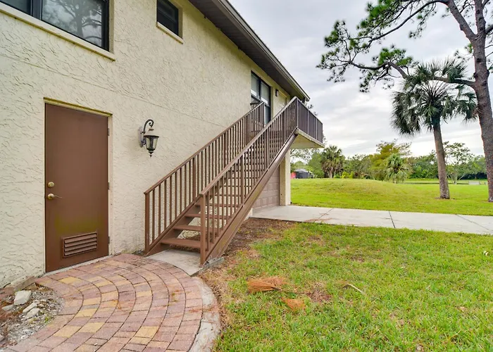 On-Site Pond: Sleek Largo Studio < 7 Mi To Beach!