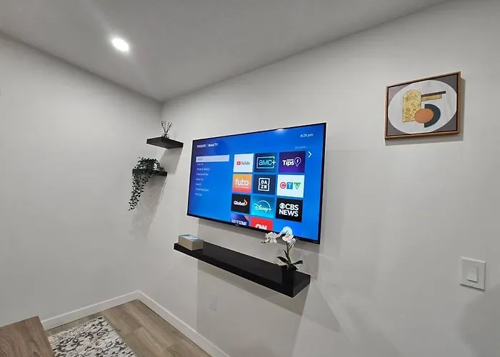 Parkside Basement Suite