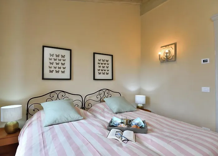 Villa Mit Pool Am Golfplatz Il Pelagone - Il Mirto