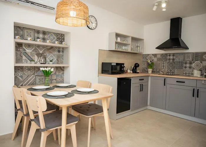 Tuenderkert Apartman
