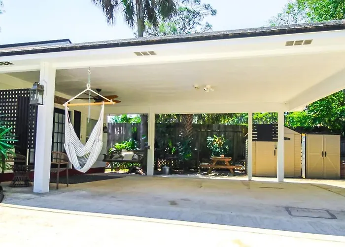 The Mini Moody - Luxurious Home Recently Renovated Close To Beach & Downtown