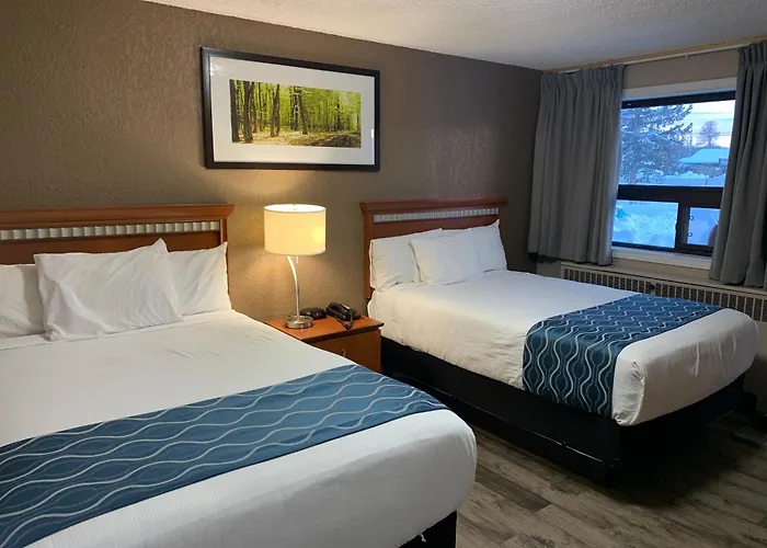 Champlain Motor Inn