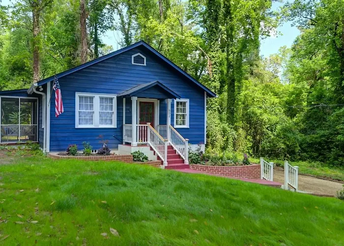 Blue Bungalow 2Br1Ba Lexington