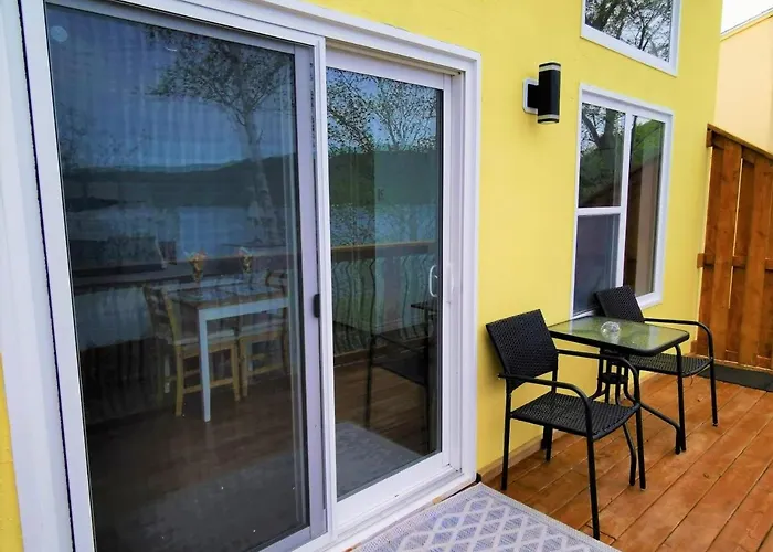 Knotty Pine Ocean Front Suite - Adults Only