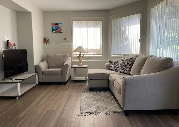 Spacious And Quiet Garden View Room