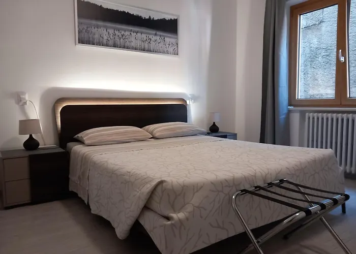 Malcesine With Charme 2 Bedrooms Apartment Parking Included
