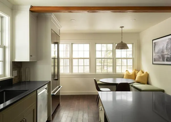 Quietude - A 60-Acre Historic Mountain Estate With 10 Bedrooms