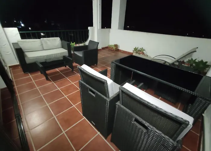 2 Bedrooms Sea View Apartment In Calahonda