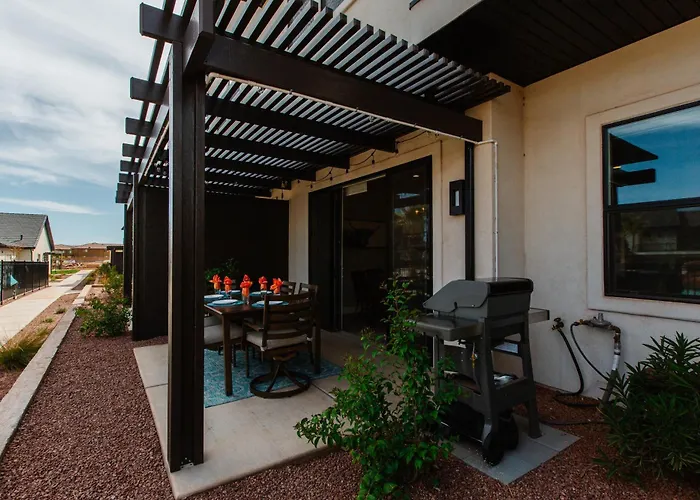 Ocotillo Springs 4 Ping Pong Table, X Box One, And Close Access To The Community Pool