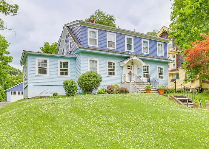 Historic Poughkeepsie Home Near Arlington & Vassar