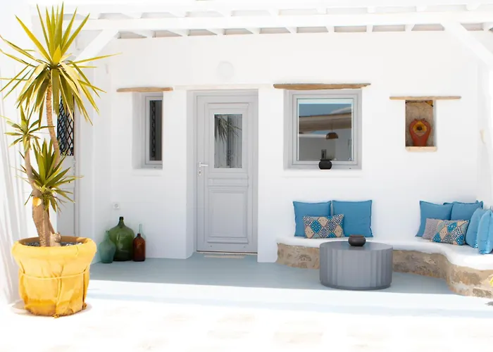 Merriam Mykonos Town