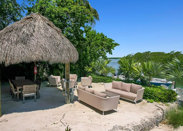 Isla Key Acai - Waterfront Boutique Resort, Island Paradise, Prime Location