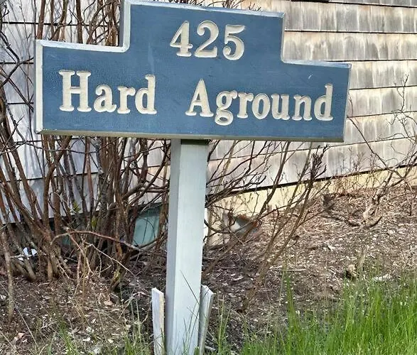 Hard Aground - Ocean View - Pet Friendly! Swh