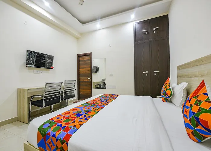 Fabhotel Sunrise Sector 51