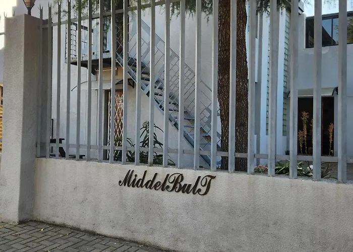 Middelbult Guesthouse By Heybert