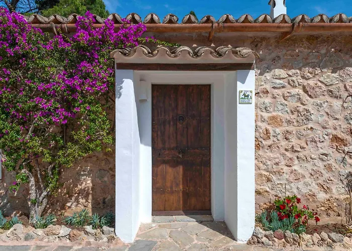 Finca Especial El Pino Mallorca En Esporles