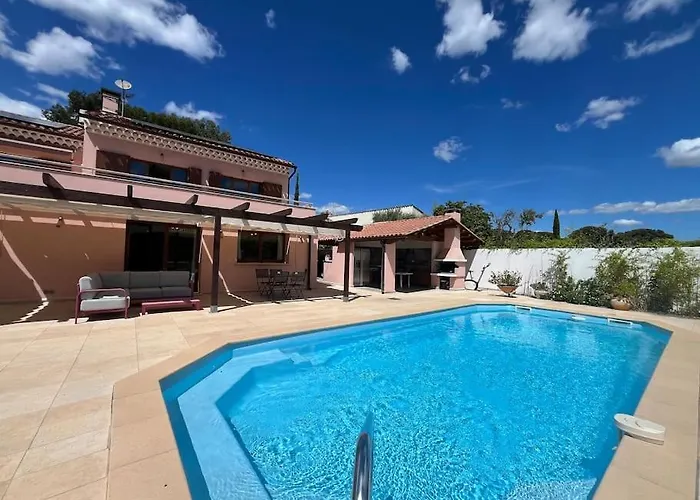 La Dolce Vita - Confortable T2 En Rez-De-Jardin Devant Piscine