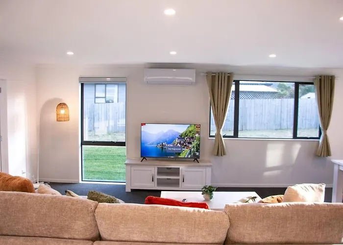Fabulous 4 Bedrooms House In Rotorua