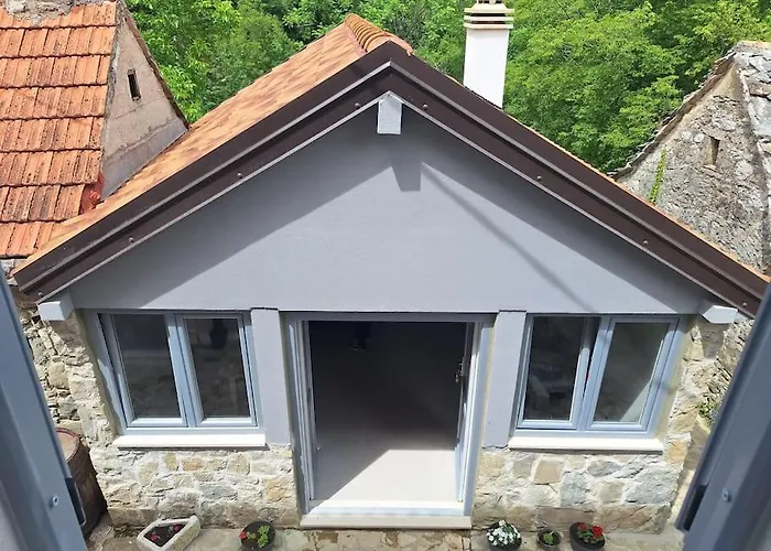 Stone House Gazda