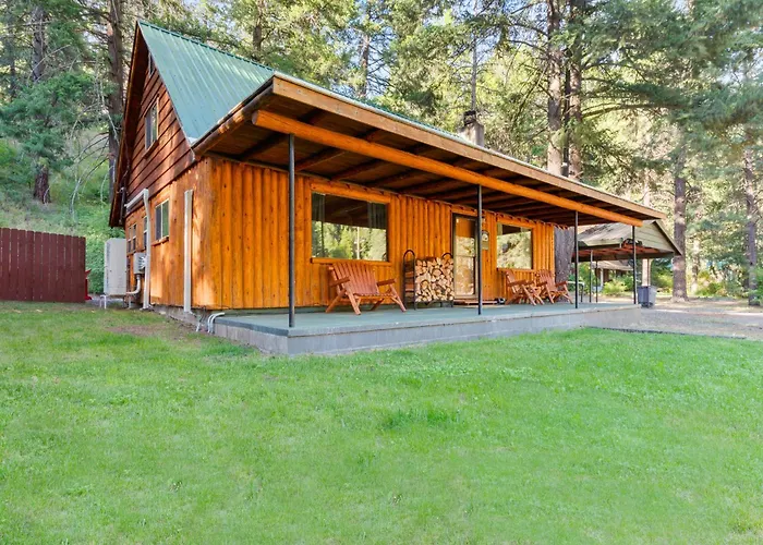 White Pass Log Cabin Luxury Retreat