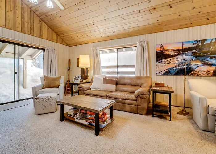 6 Mi To Sugar Bowl Resort: Soda Springs Cabin!