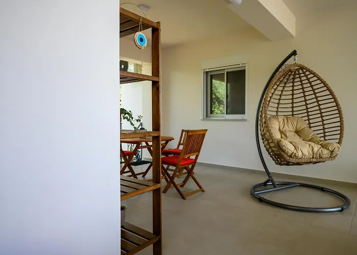 Chic Apartment In Nature