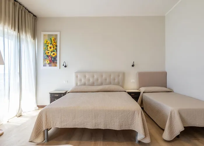 Ig- "Talia Apartments"