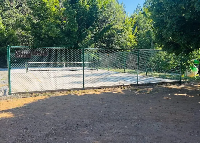 Fire Pit, Near Lake: 'Evergreen Escape' In Arnold