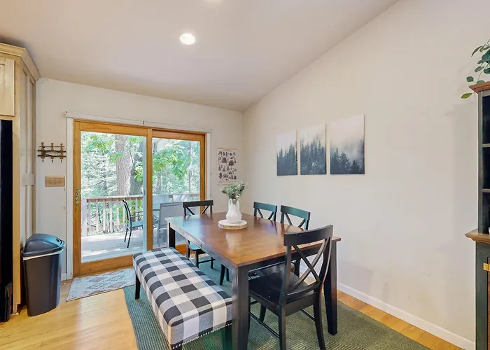 Fire Pit, Near Lake: 'Evergreen Escape' In Arnold