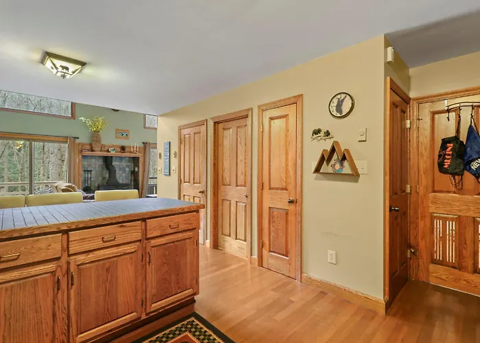 360 Locust Ridge Rd House By Carolina Stays