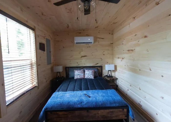 Kentucky Coal Cabin 2 Min From Lake Cumberland