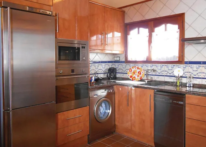 Stunning Apartment In Tossa De Mar