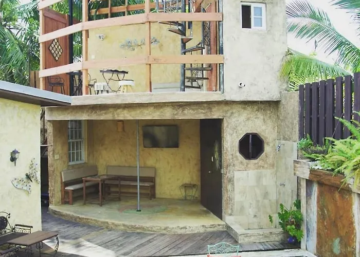 One32 Guest House
