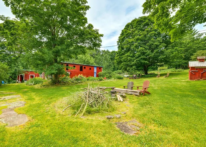 Cozy Catskills Vacation Rental With Deck!