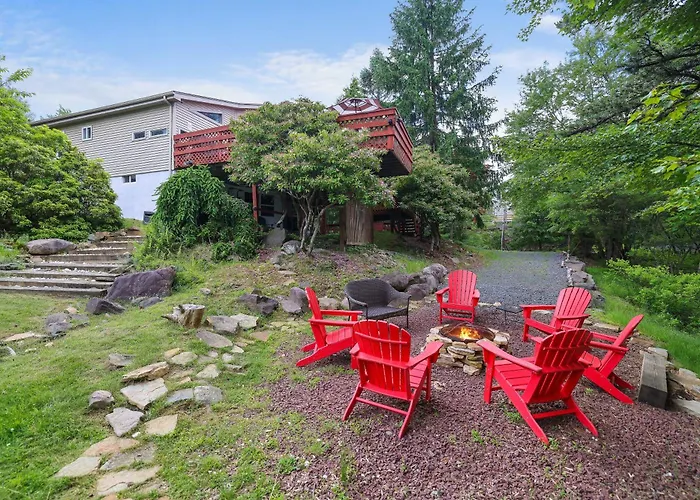 Cozy Cottage In The Heart Of Pocono