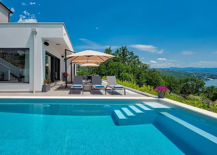 Casa Marta With Pool And Sea View