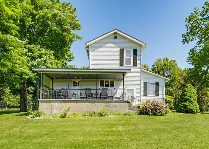 Country Home W/ Fishing Ponds Near Canadohta Lake