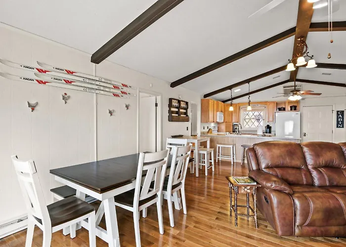 115 Hummingbird Rd By Carolina Stays
