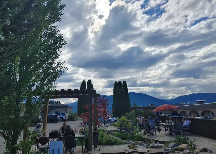 Magnuson Hotel Creston