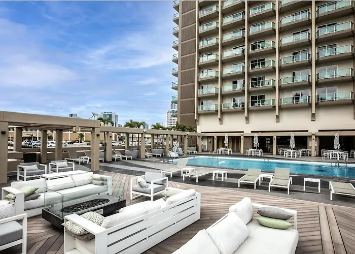 Ala Moana Condo Hotel