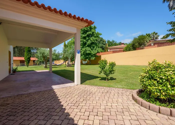 Apartamento T1 Charme, Condominio Perto De Pombal