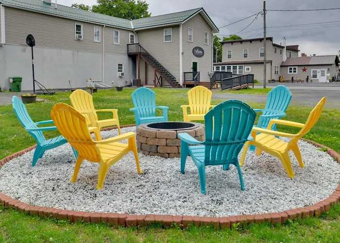 Finger Lakes Condo ~ 4 Mi To Lake & Boat Ramp