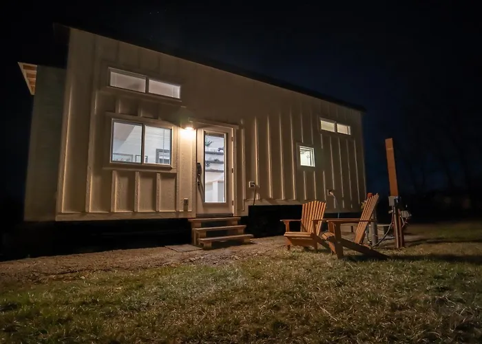 Unique Tiny Home Minutes From Downtown