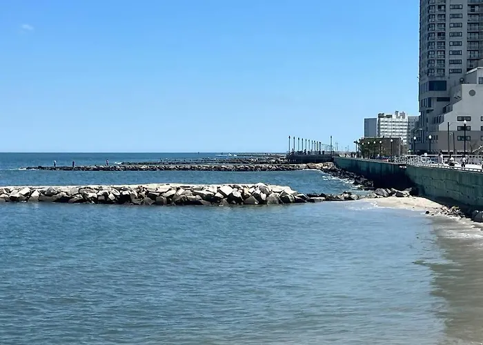 Seaside Serenity Ac- Newly Updated Ocean View Home -3 Bed 2 Bath