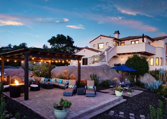 Mediterranean Haven With Views In Escondido