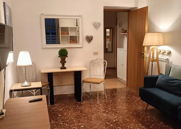 Delizioso Indipendente Fronte Mare Con Giardino