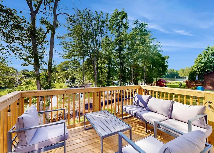 Private Dock! Lakefront Family Escape In Salisbury
