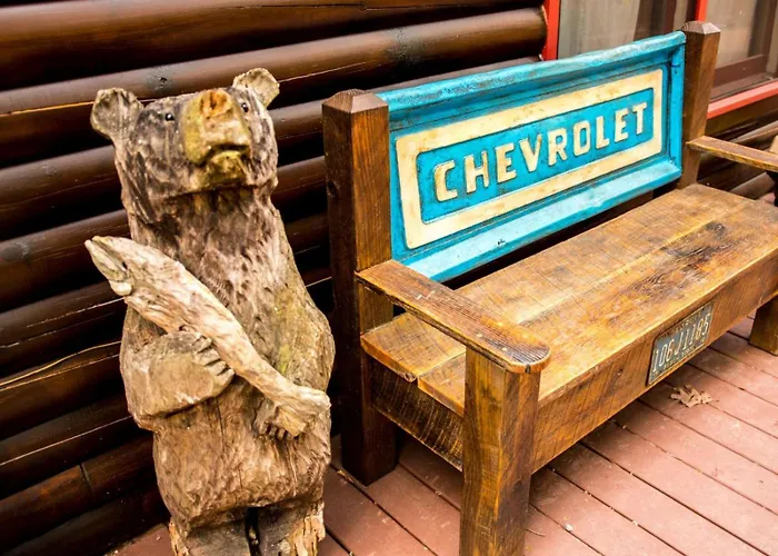 Reel Medicine - Cherry Log, Ga - Enjoy Peaceful Creek Views, Soak In The Hot Tub, Gather Around The Fire Pit, And Cozy Up By The